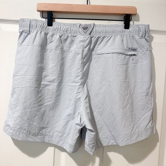 Columbia PFG Backcast II Hybrid Water Shorts Mens XL Gray Fishing Outdoor Hiking - Picture 2 of 9